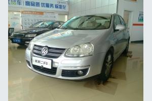 省心好開，動力隨傳隨到——泰安強世行實拍二手大眾速騰1.8T手動時尚型